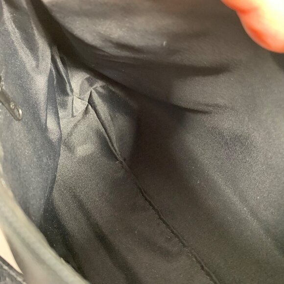 Pelle Studio Black Leather Shoulder Bag w/ Adjustable Strap Zipper Closure EUC - Picture 13 of 14